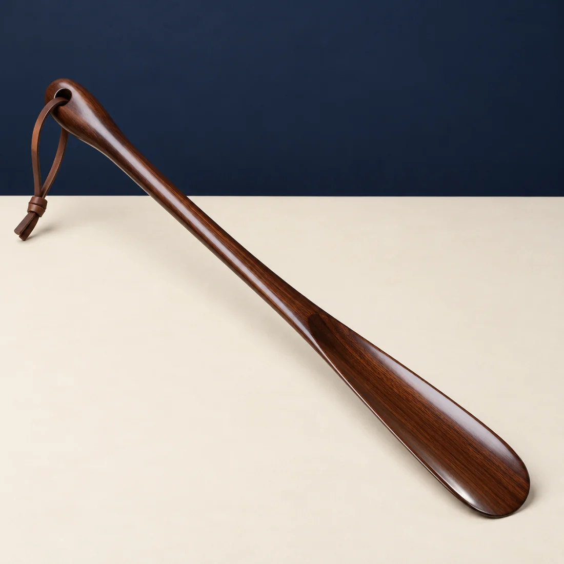 Long shoehorn — illustrative product photograph